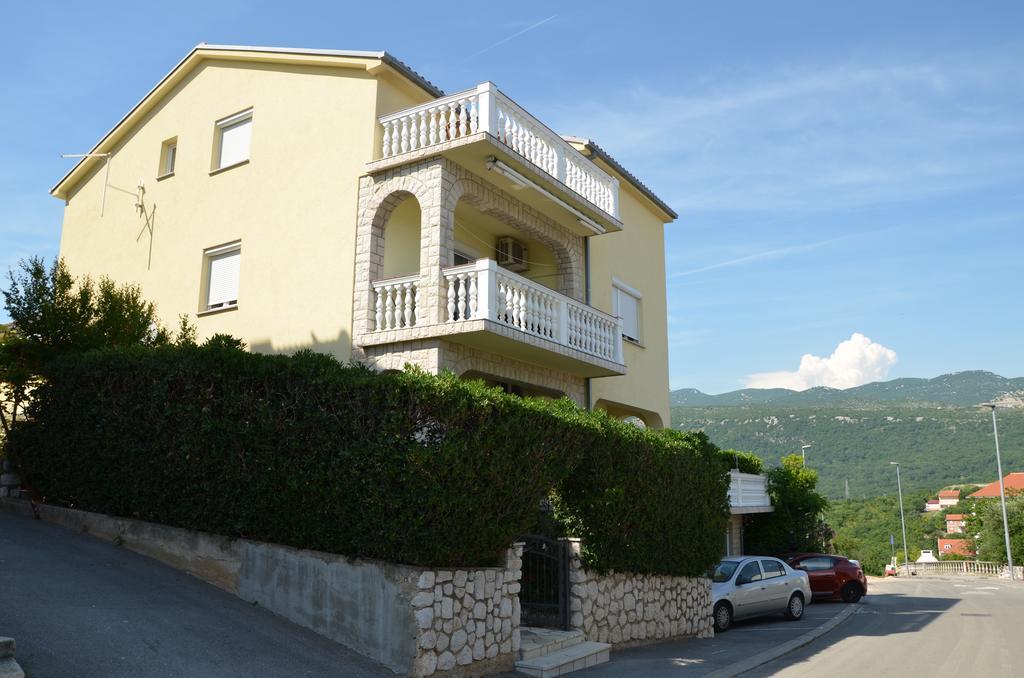 Apartment Kolundzic Novi Vinodolski Exteriör bild