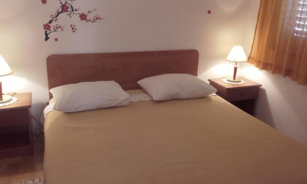 Apartment Kolundzic Novi Vinodolski Exteriör bild
